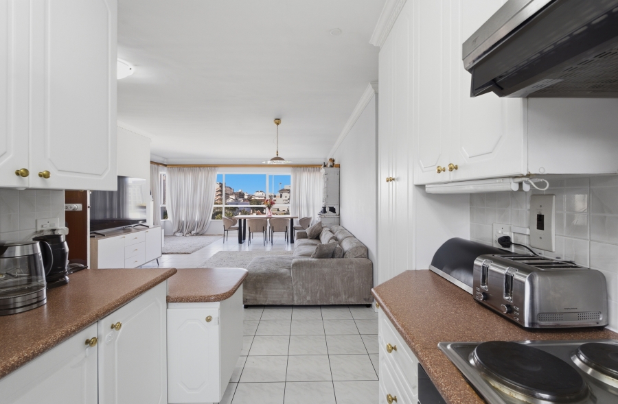 4 Bedroom Property for Sale in Sea Point Western Cape